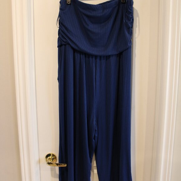 Elegant Blue Strapless Jumpsuit XL - Picture 3 of 5
